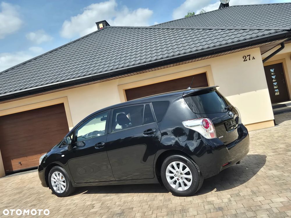 Toyota Verso 1.8 7-Sitzer Executive - 11