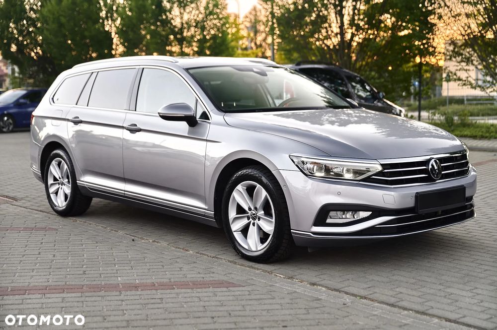 Volkswagen Passat - 14
