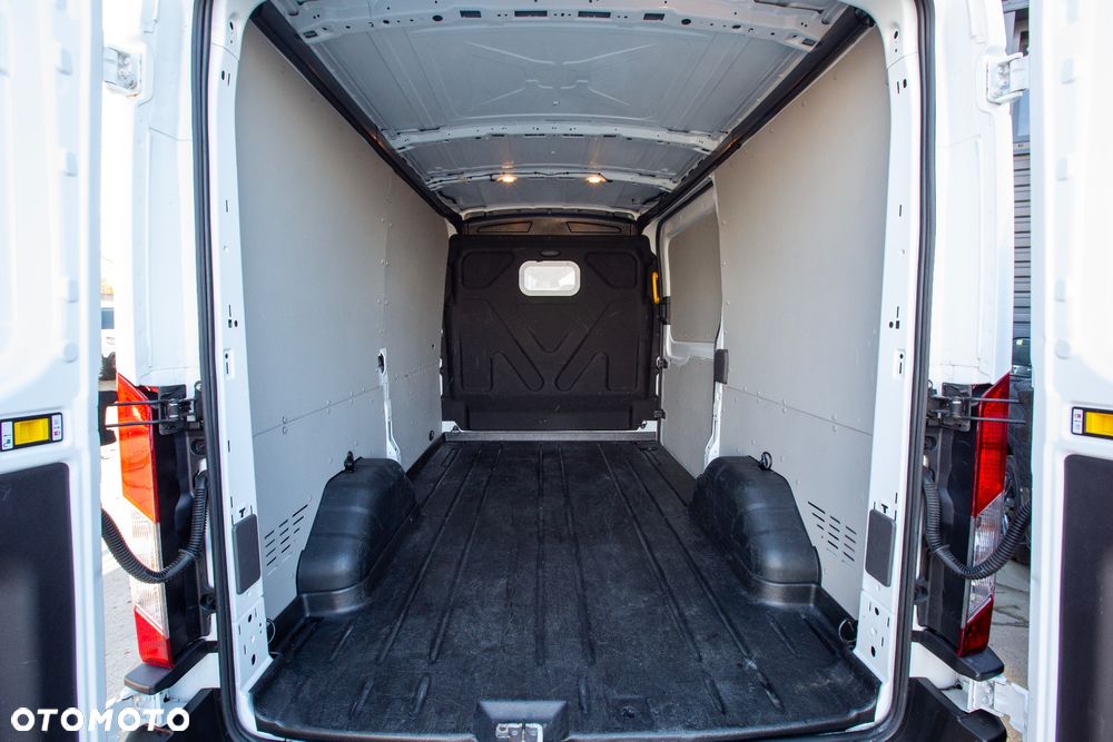Ford Transit L2H2 *ŚREDNI* - 8