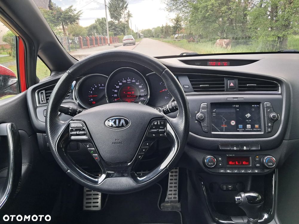 Kia Ceed 1.6 CRDi GT Line DCT - 17