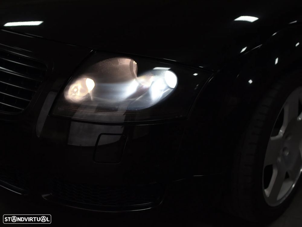 Audi TT Roadster 1.8 T quattro - 36
