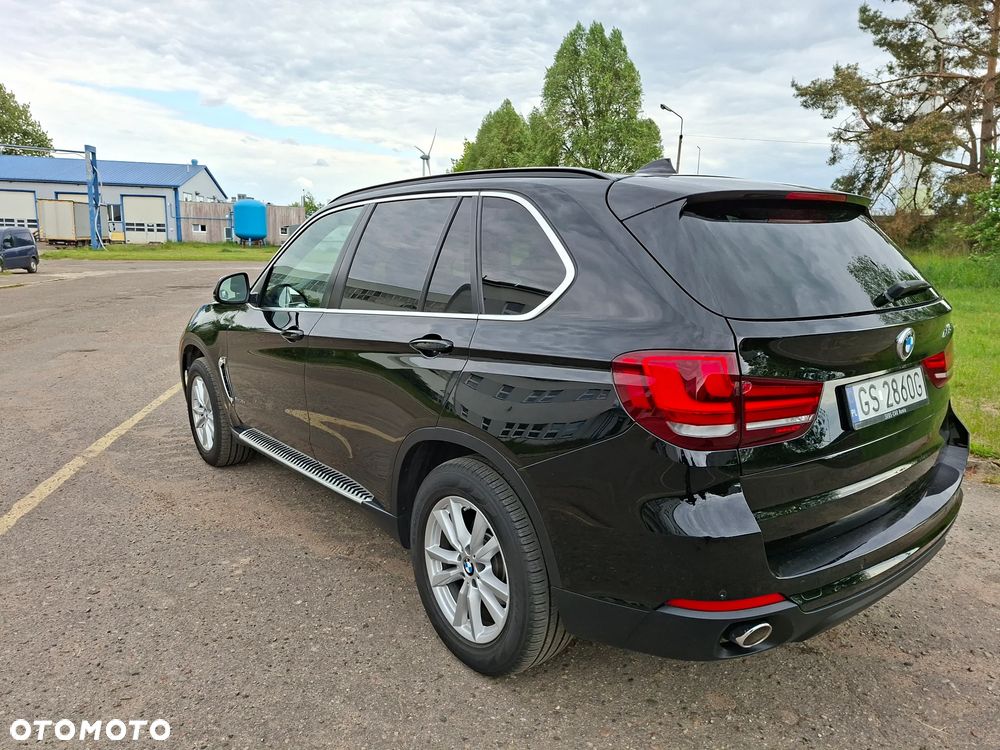 BMW X5 xDrive30d Sport-Aut - 4