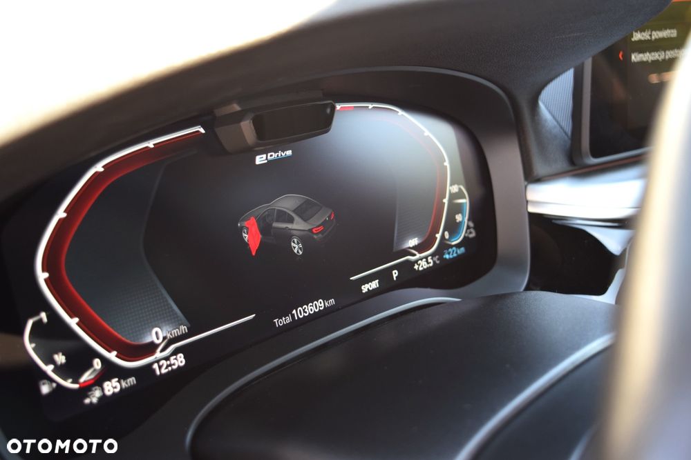 BMW Seria 5 530e Luxury Line sport - 22