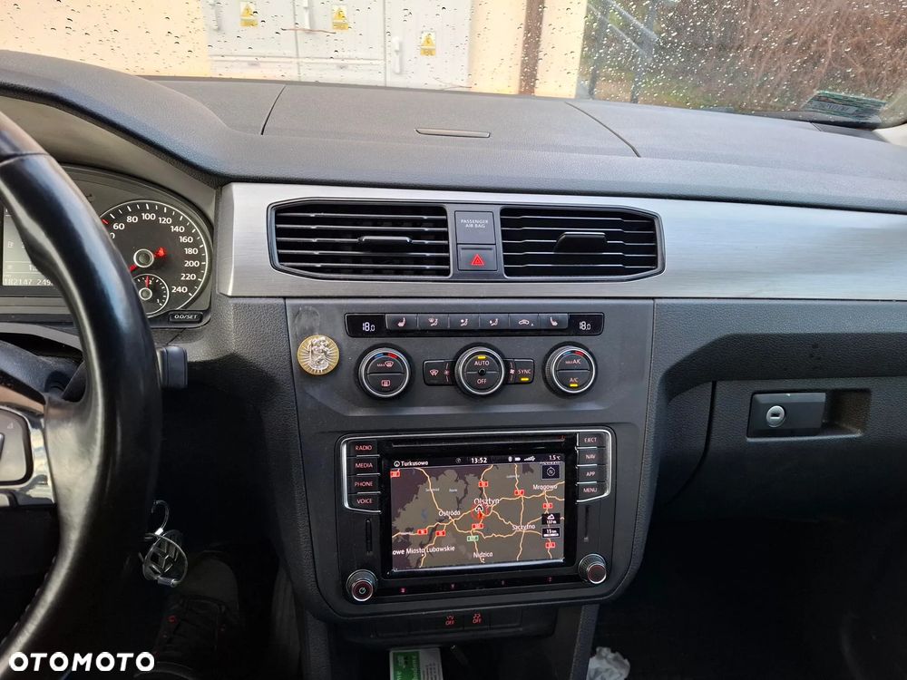 Volkswagen Caddy Maxi 2.0 TDI Trendline 4Motion DSG - 16