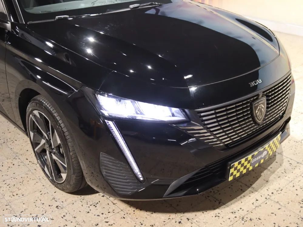 Peugeot 308 SW 1.2 PureTech Allure Pack EAT8 - 31