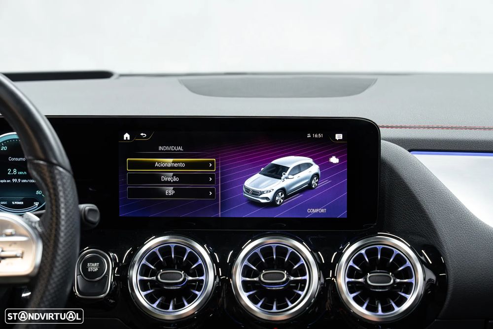 Mercedes-Benz EQA 300 4Matic - 41