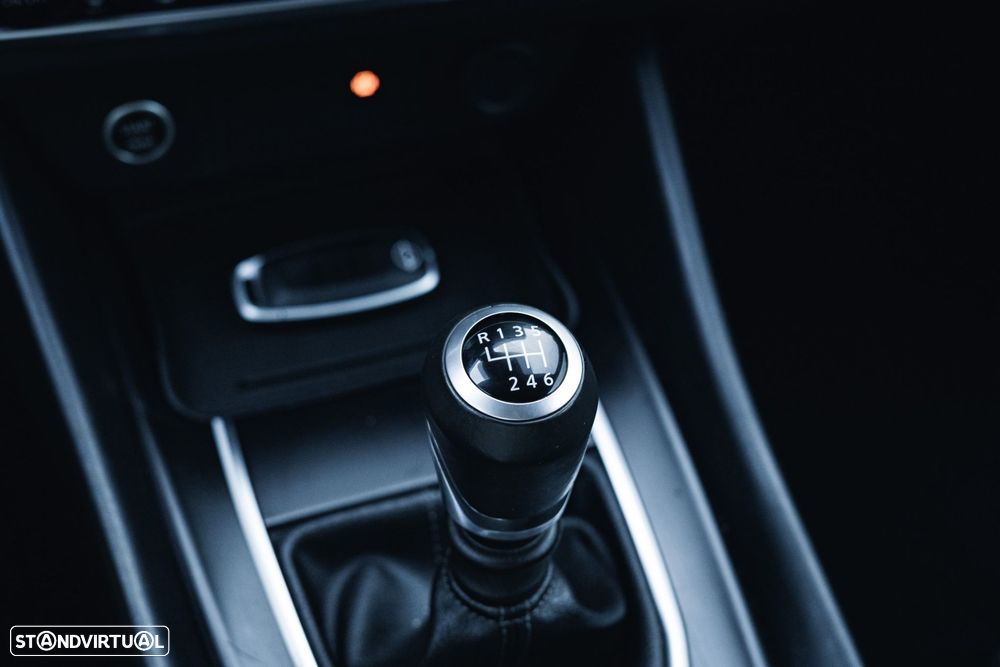 Nissan Qashqai 1.3 DIG-T N-Connecta J18 Led - 40