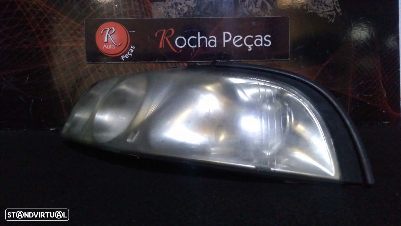 Ótica Esq Fiat Punto (176_) - 4