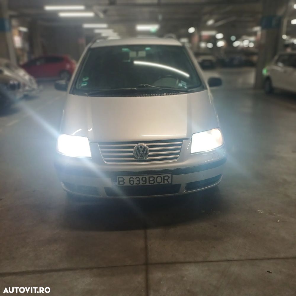 Volkswagen Sharan - 3
