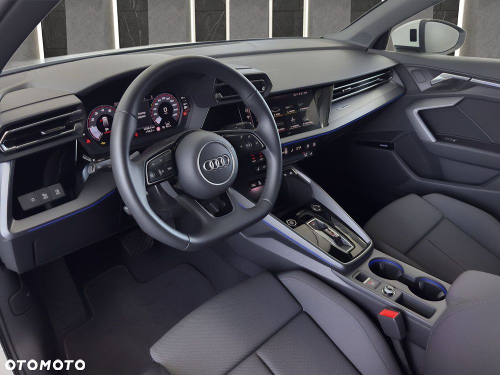 Audi A3 Sportback - 11