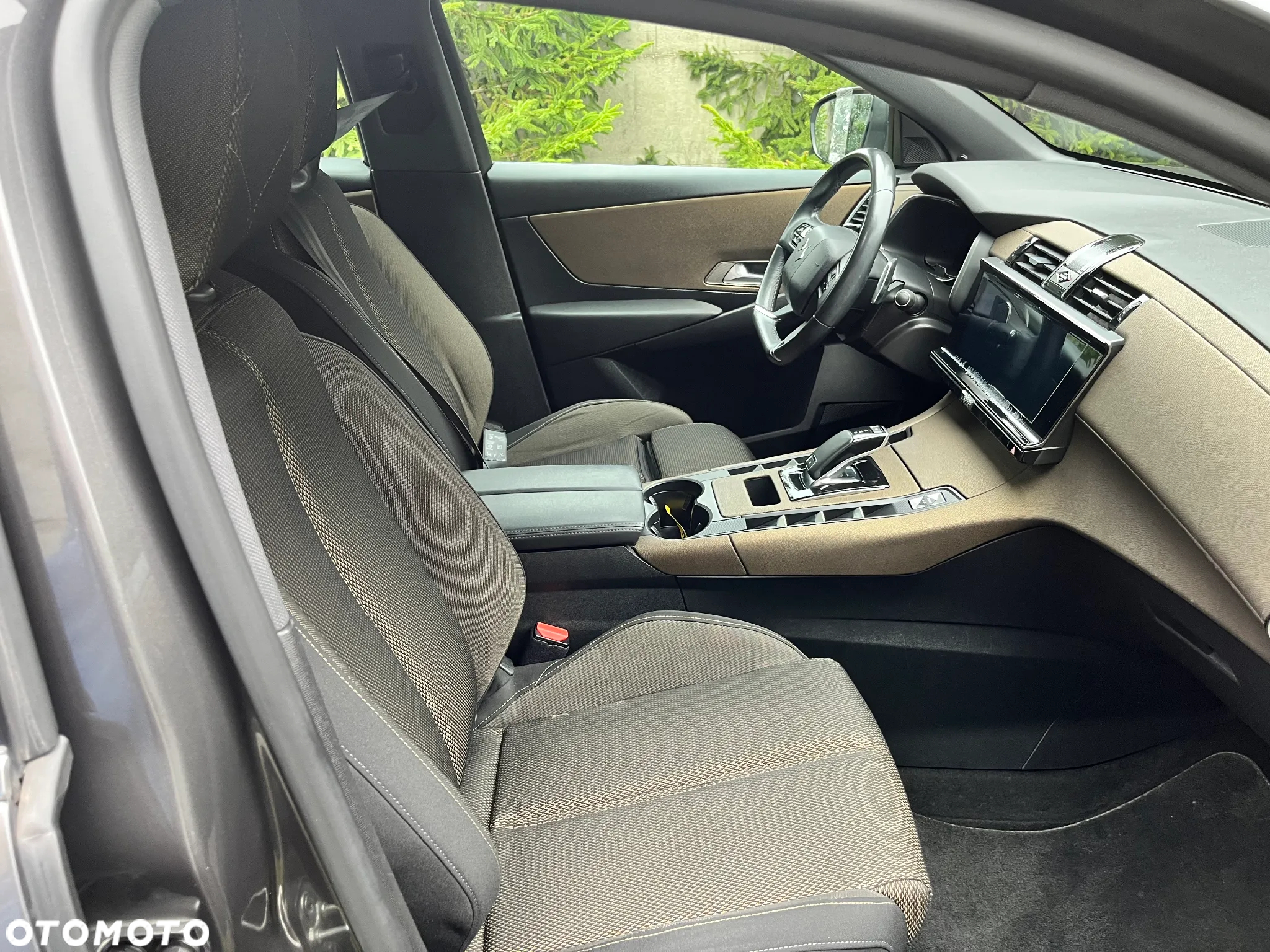 DS Automobiles DS 7 Crossback - 10