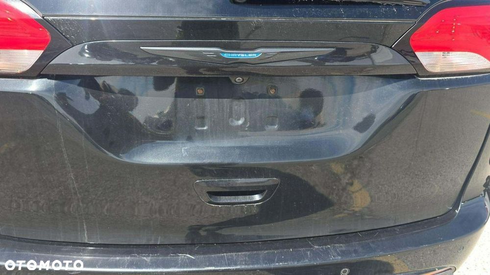 Chrysler Pacifica - 14