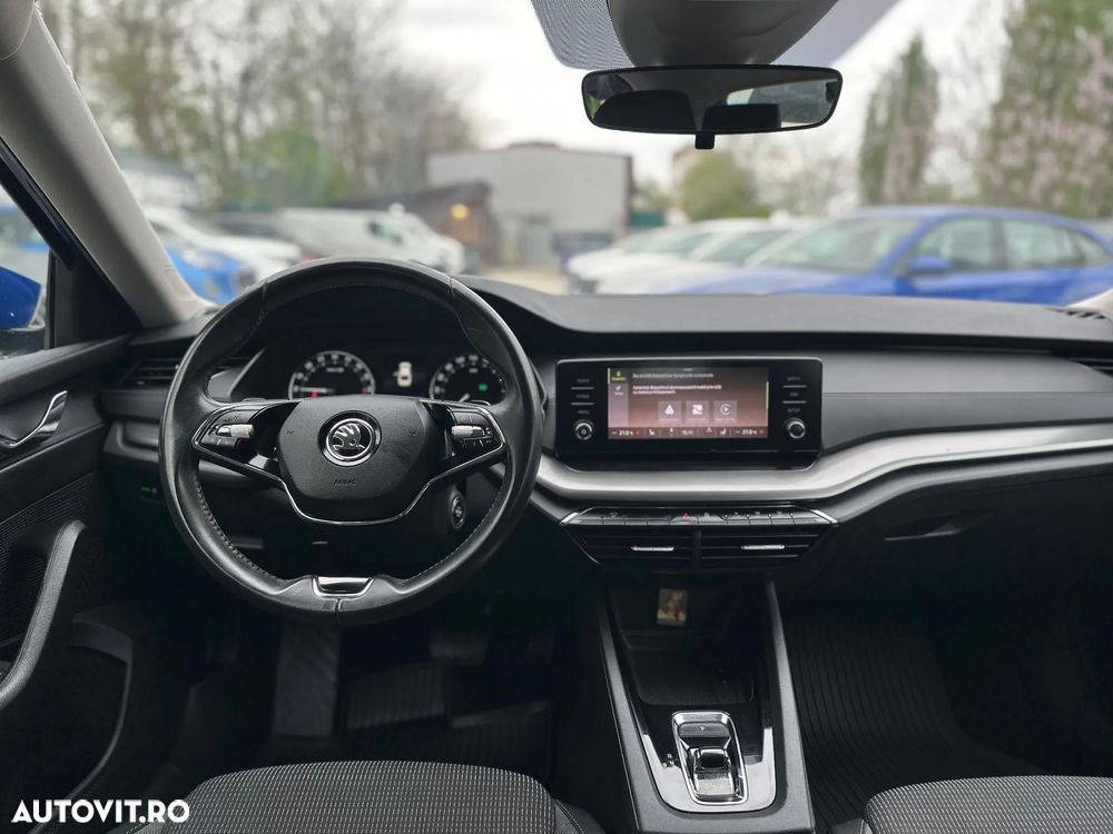 Skoda Octavia 2.0 TDI DSG Ambition - 13