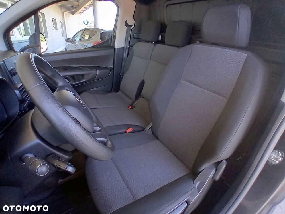 Toyota PROACE CITY - 12