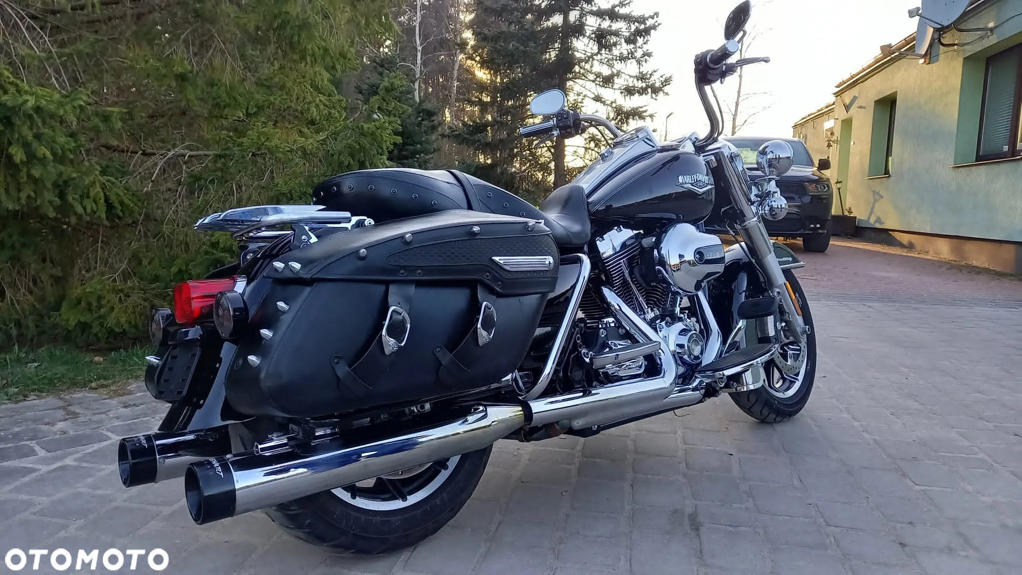 Harley-Davidson Touring Road King - 4