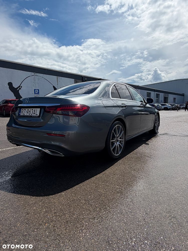 Mercedes-Benz Klasa E 220 d 4-Matic AMG - 2