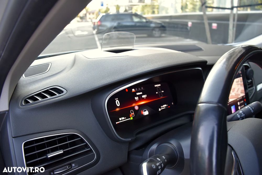 Renault Megane - 8