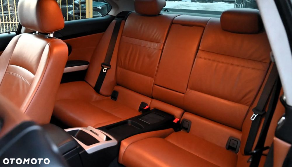 BMW Seria 3 - 37