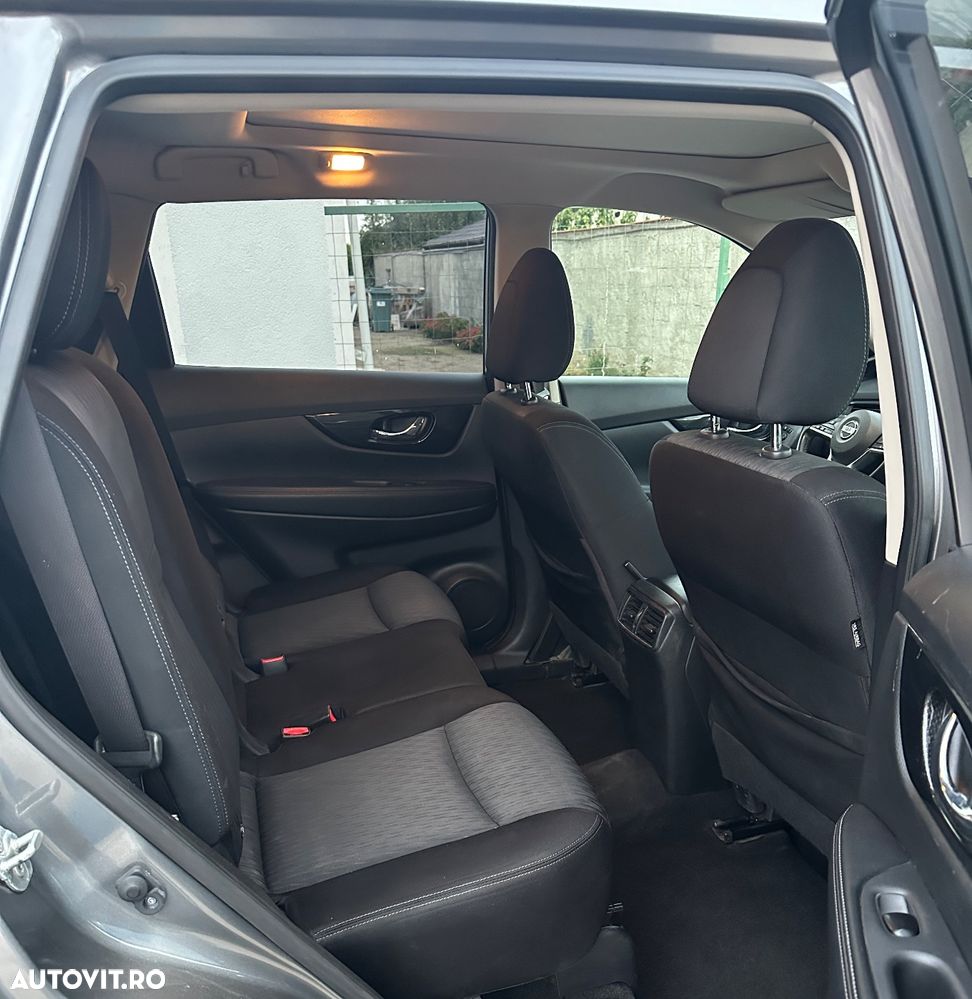 Nissan X-Trail 2.0 dCi Xtronic N-Connecta - 11