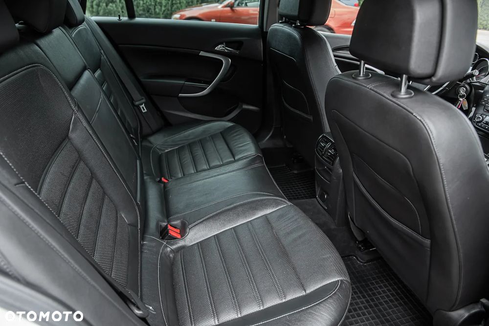 Opel Insignia 2.0 Turbo - 30