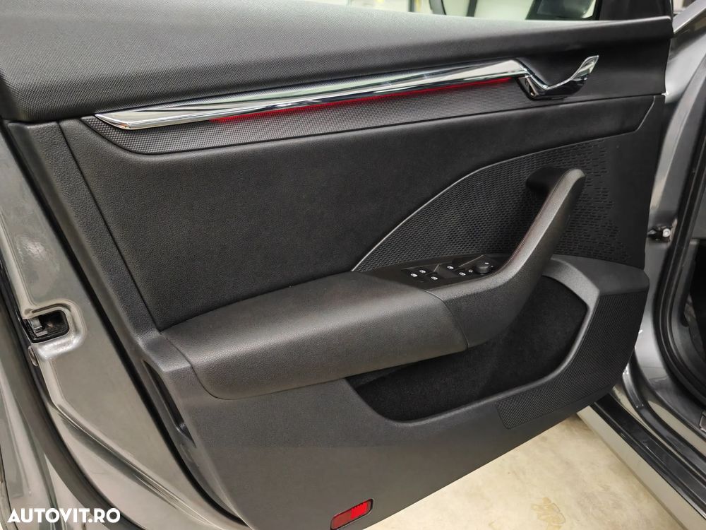 Skoda Octavia 2.0 TDI DSG Sport Edition - 12