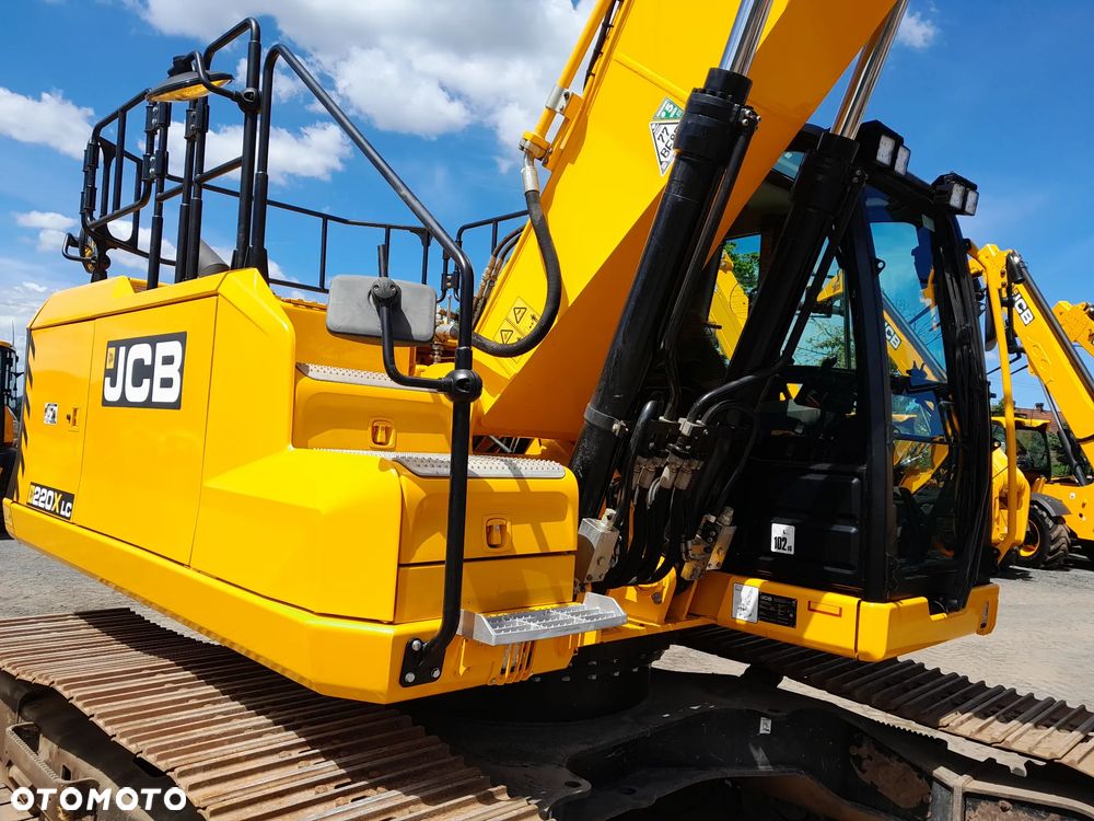JCB 220x js220 - 12