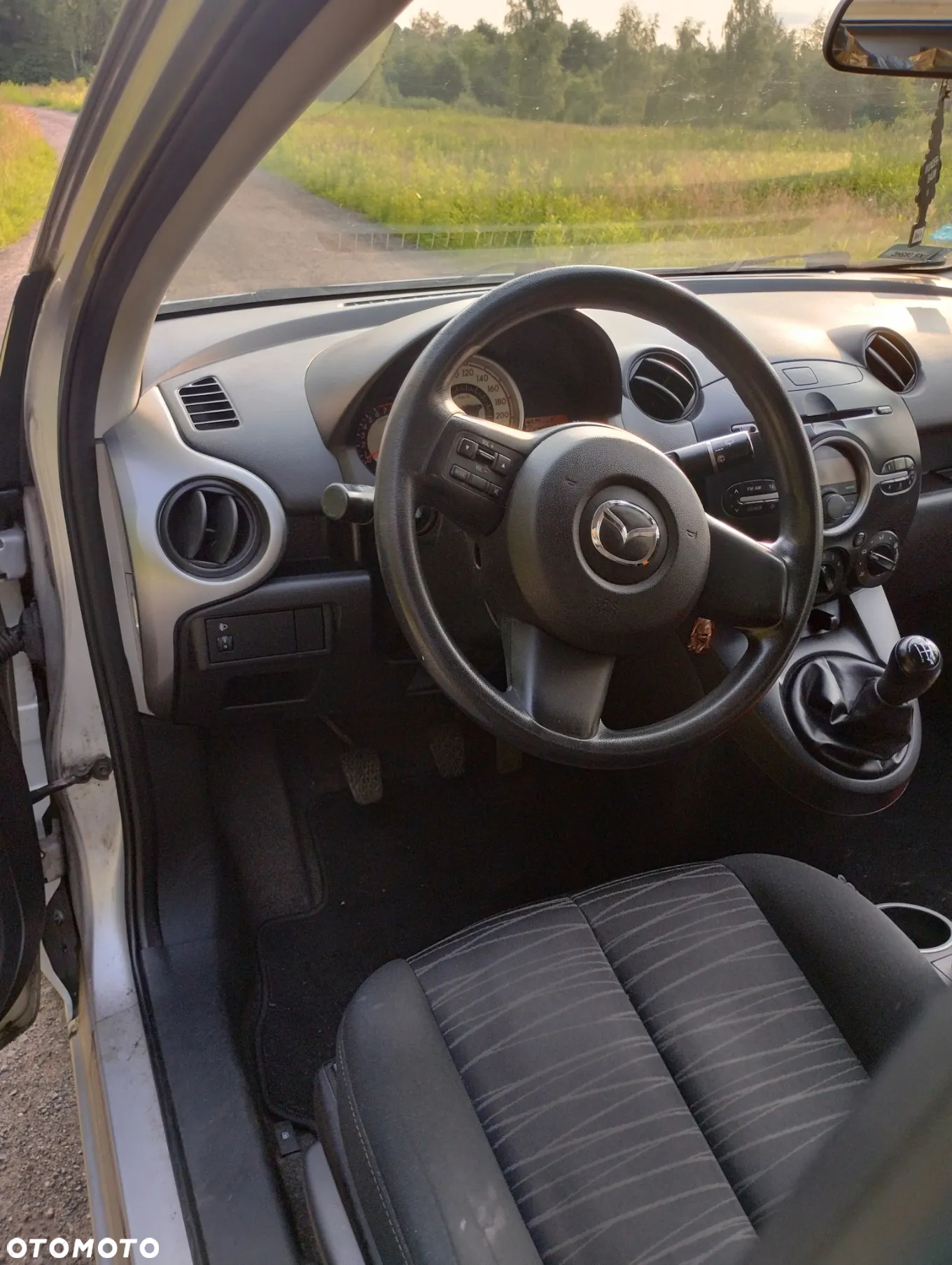 Mazda 2 1.3 Exclusive - 6