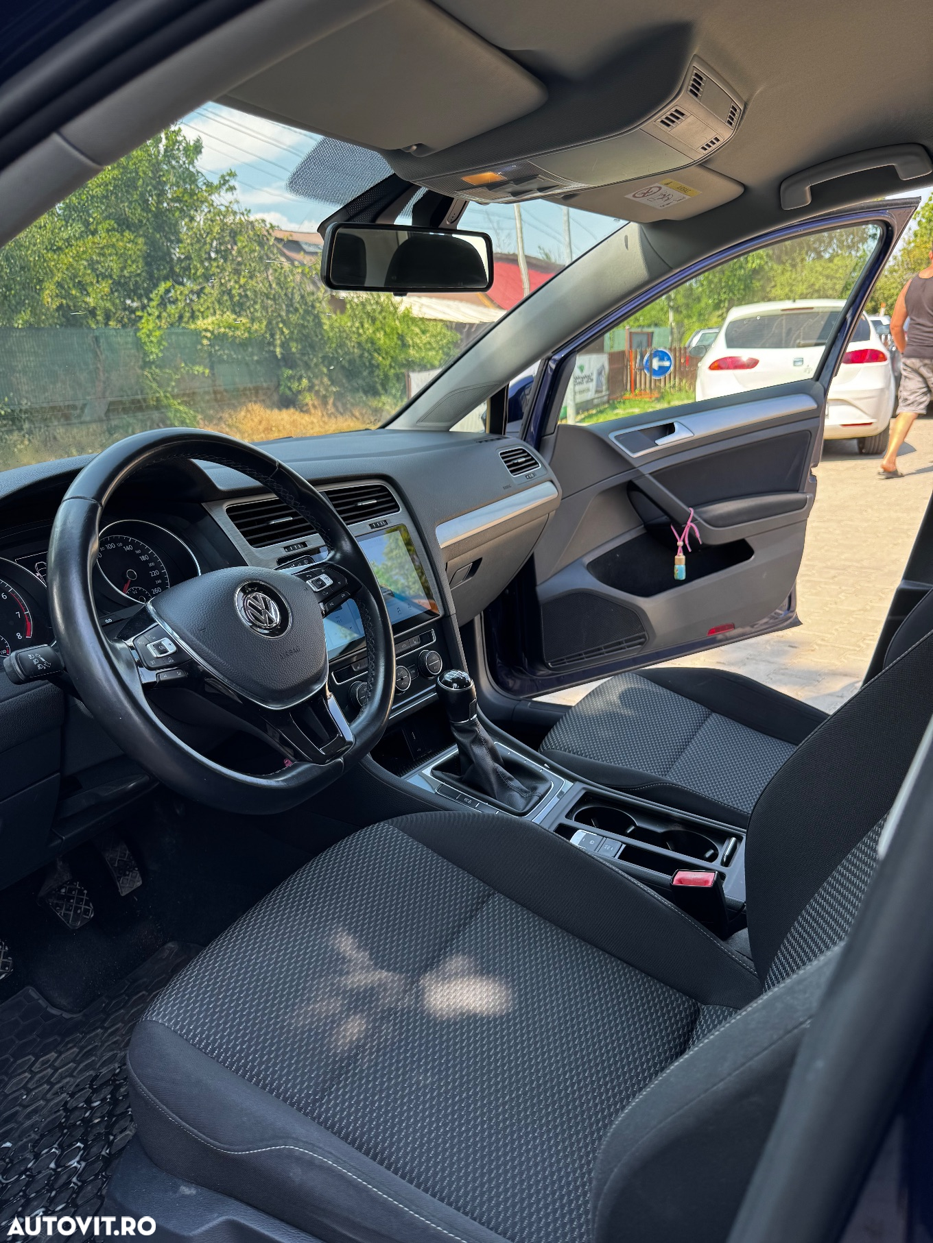 Volkswagen Golf 1.0 TSI Trendline - 14