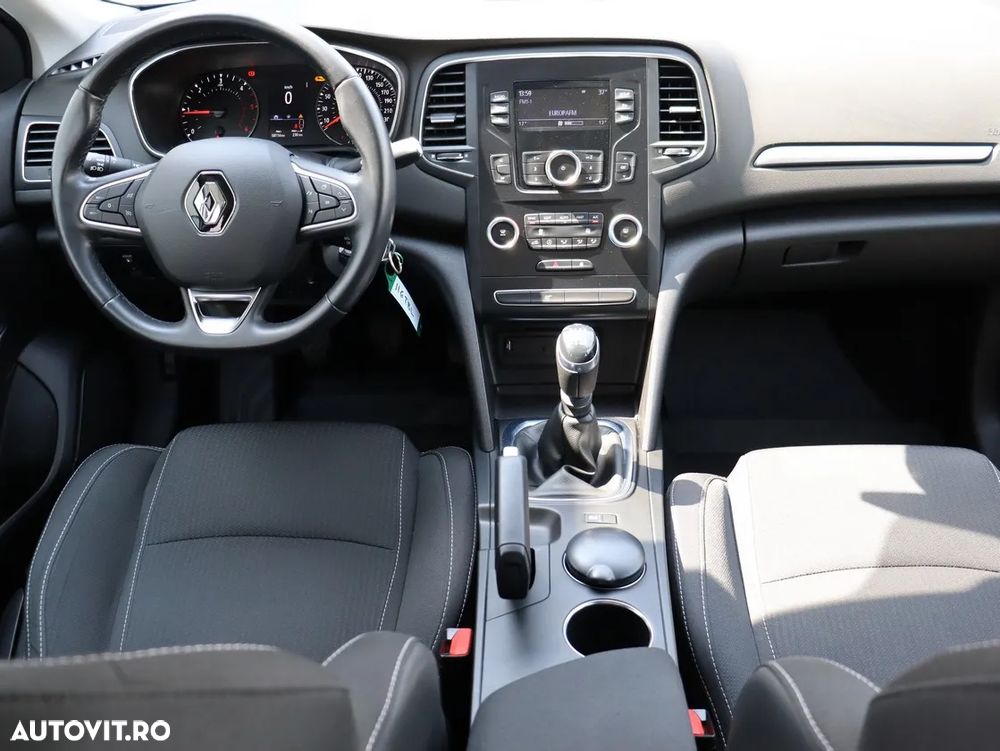 Renault Megane - 12
