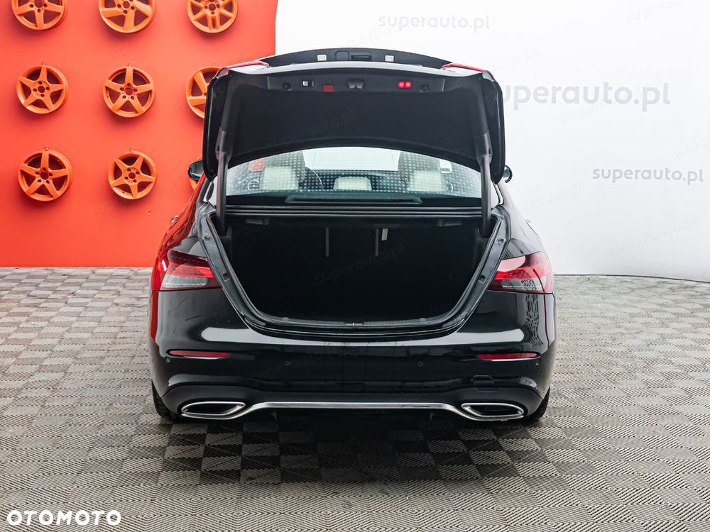 Mercedes-Benz Klasa E 220 d 4-Matic - 31