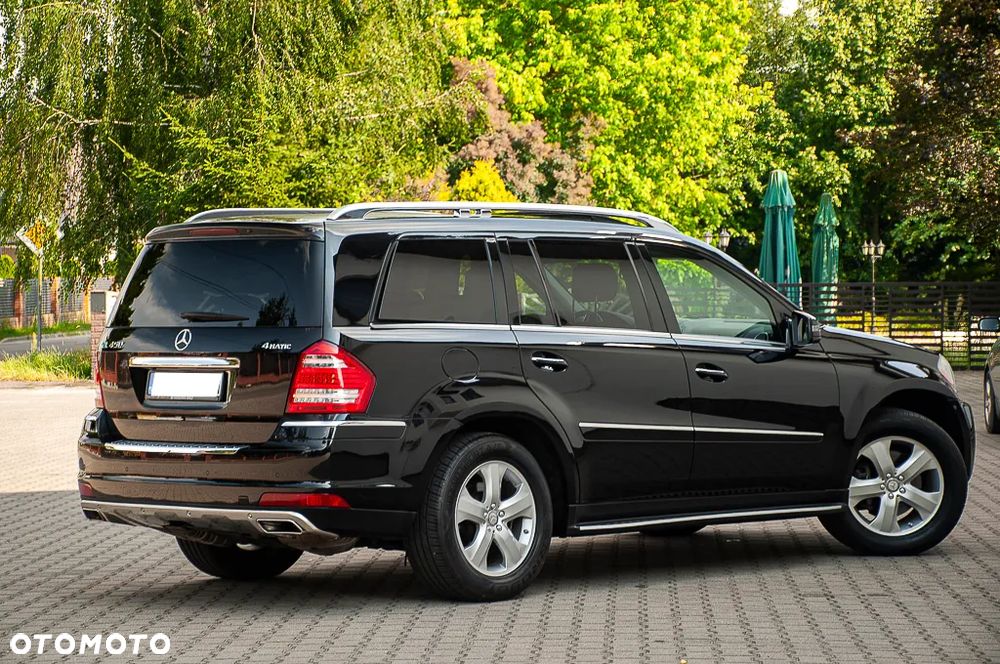 Mercedes-Benz GL 450 4Matic 7G-TRONIC Grand Edition - 12
