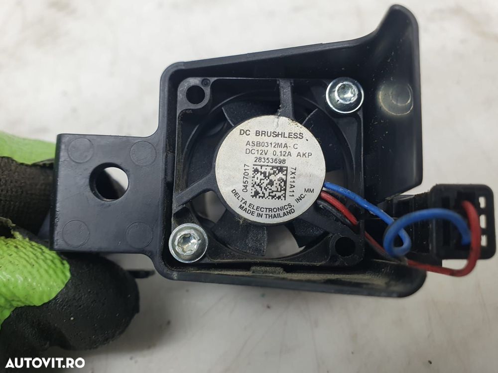 Modul racire parbriz 28353698 Volvo XC60 2  [din 2017 pana  2020] Crossover 2.0 T6 AT AWD (320 hp) - 3