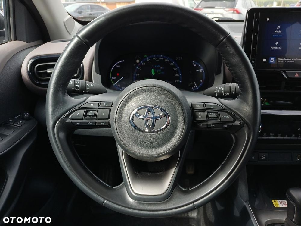 Toyota Yaris Cross Hybrid 1.5 Executive 4x4 - 12