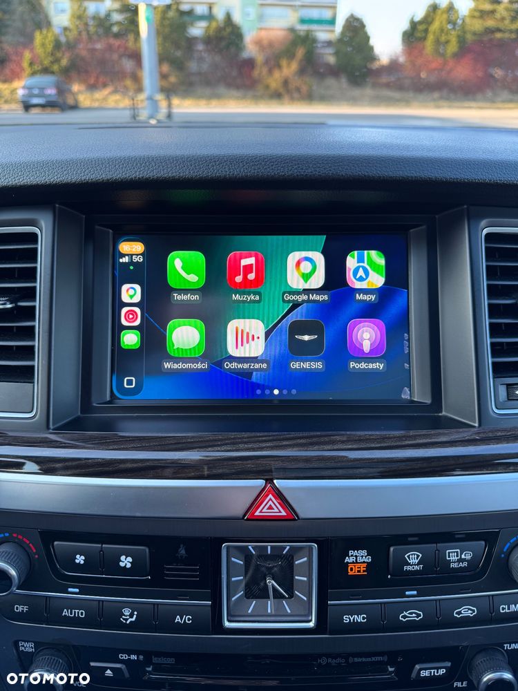 Hyundai Genesis - 14
