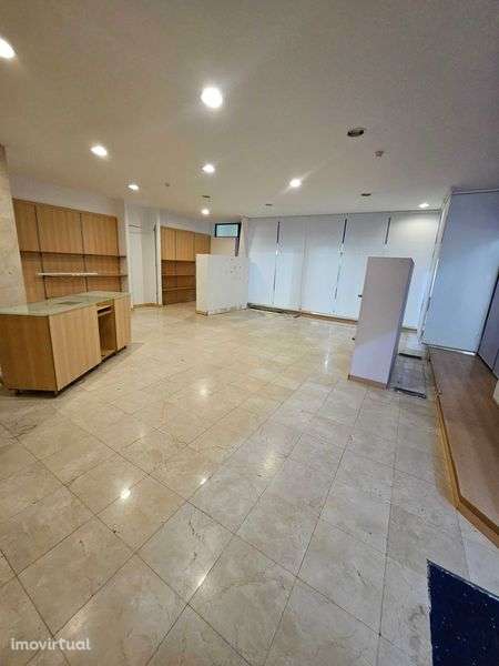Aluguer  Loja 90m² - Grande imagem: 4/6