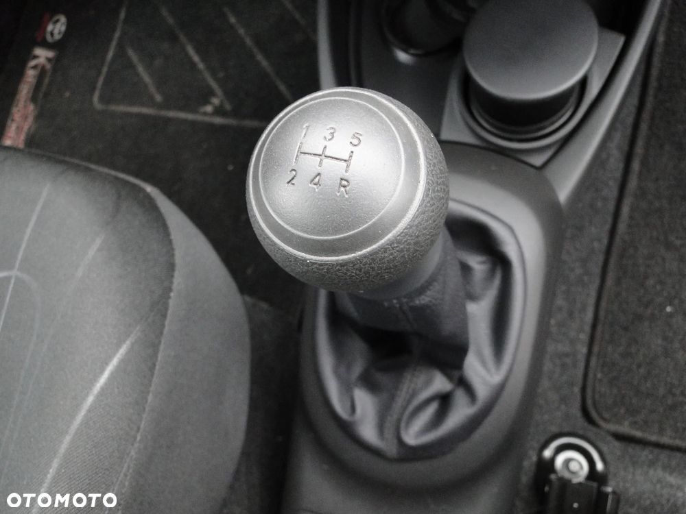 Toyota Yaris 1.0 VVT-i Cool - 7