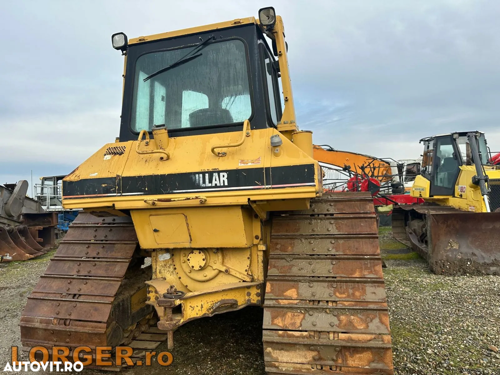 Caterpillar D6M LGP - 6
