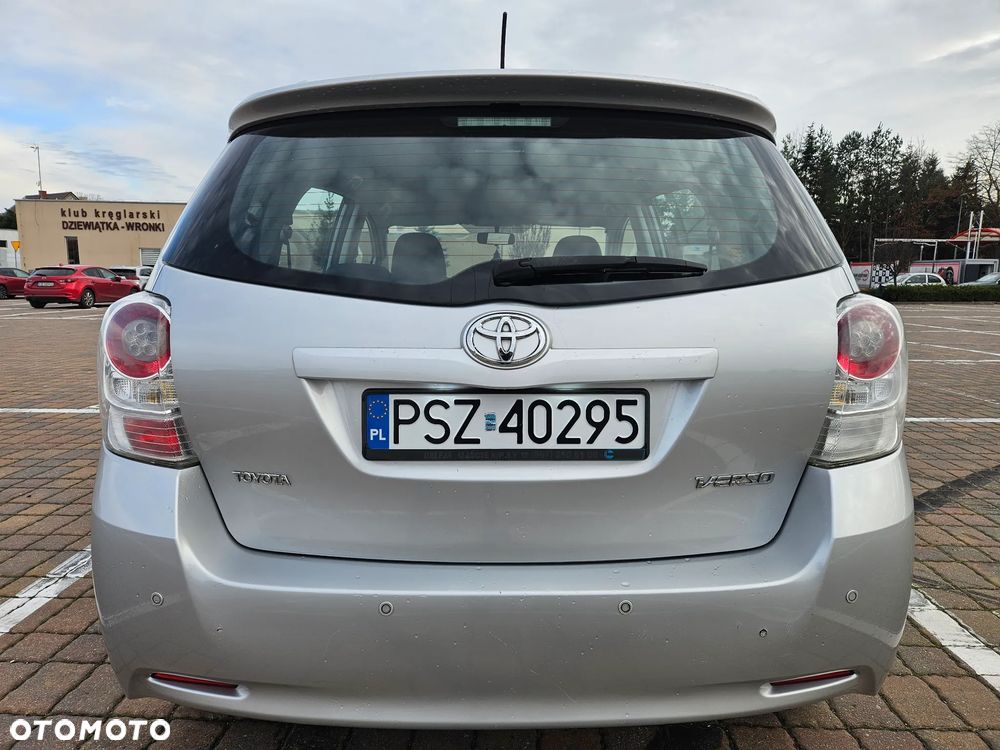 Toyota Verso 1.8 2010 7os - 6