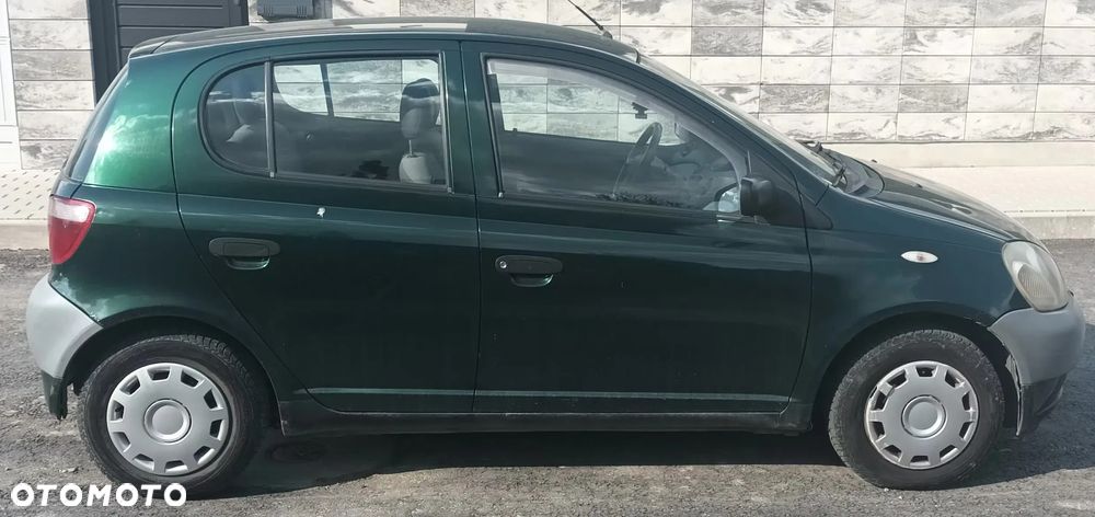 Toyota Yaris 1.0 Pak1 - 11