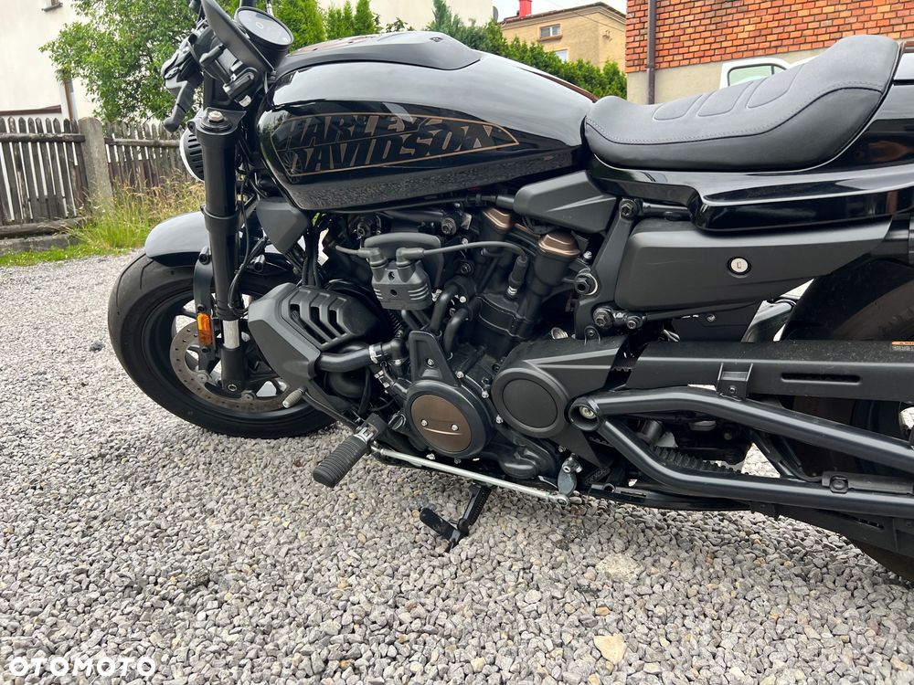 Harley-Davidson Sportster - 24