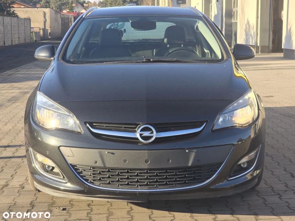 Opel Astra 1.7 CDTI DPF Cosmo - 3