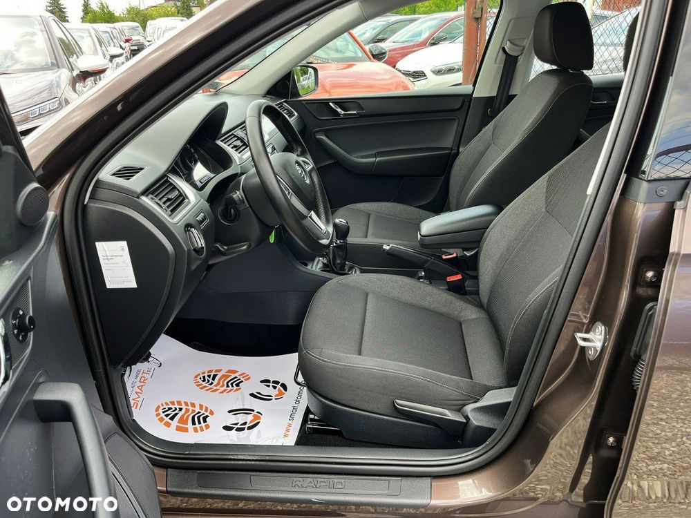 Skoda RAPID - 28
