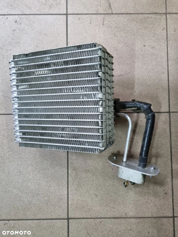SKRAPLACZ WYMIENNIK KLIMATYZACJI IVECO DAILY IV  06-13r. - 2