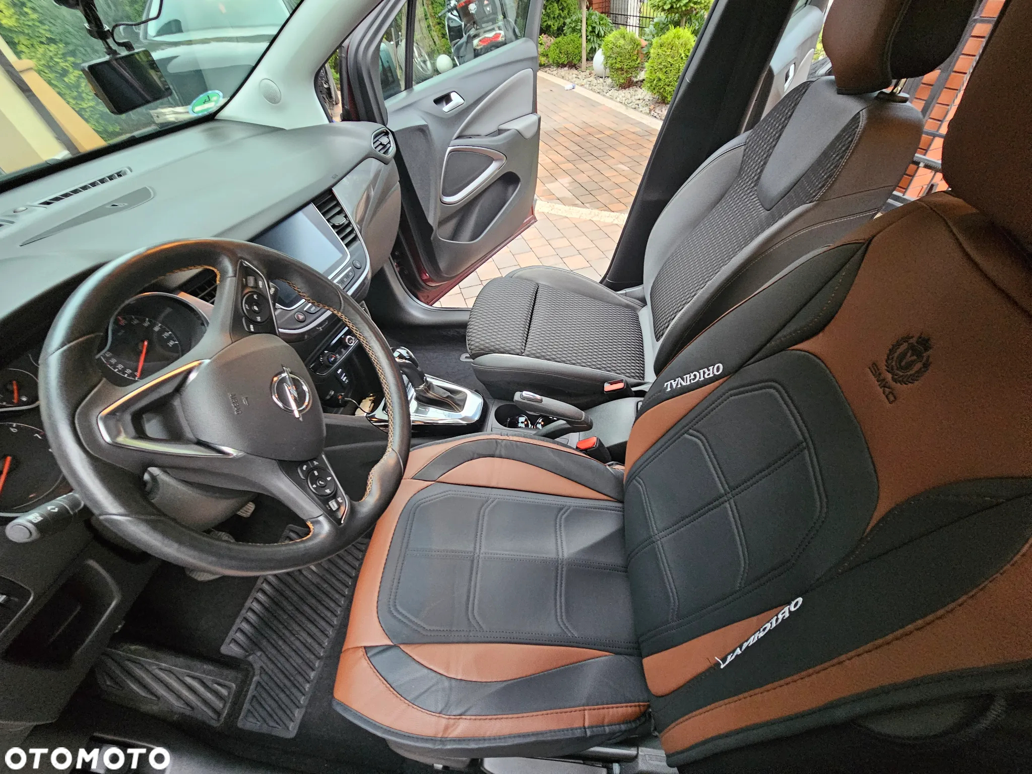 Opel Crossland X - 16