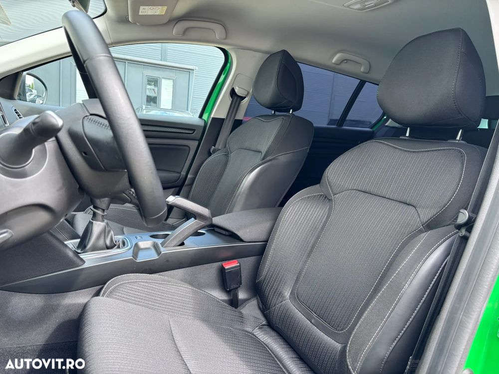 Renault Megane BLUE dCi 115 ZEN - 20