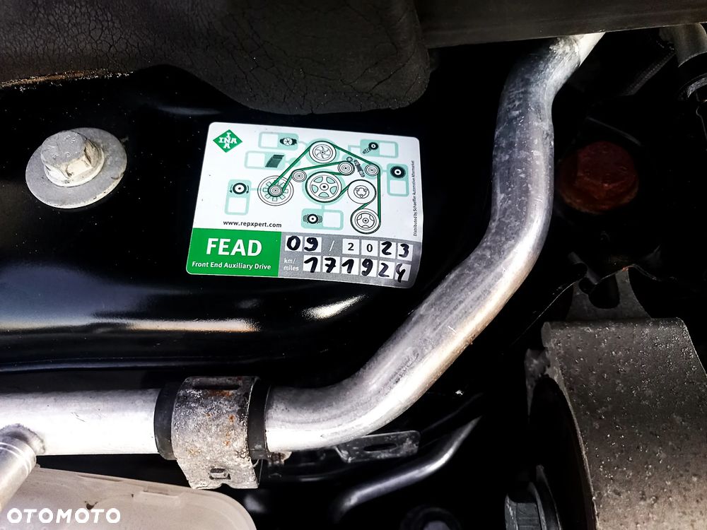 Renault Megane ENERGY dCi 130 BUSINESS - 37