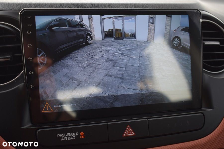Hyundai i10 1.0 BlueDrive Premium - 13