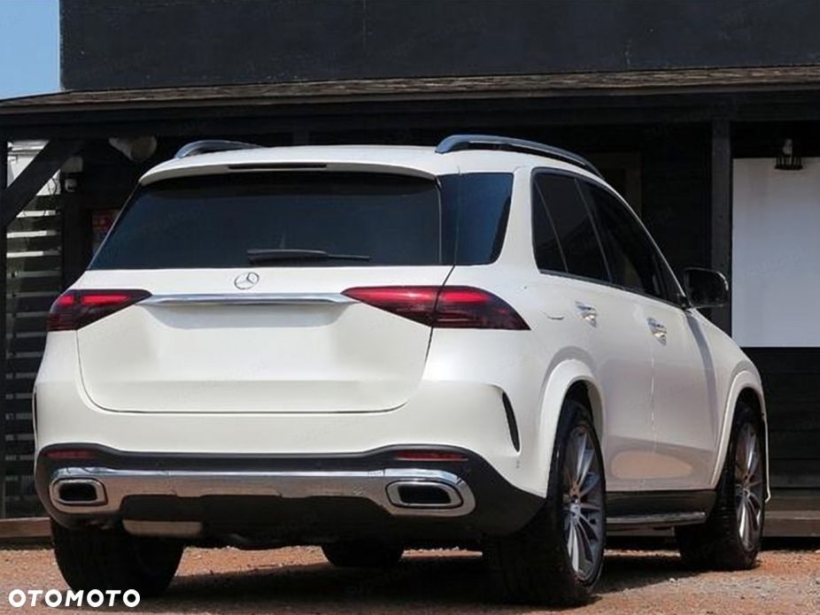 Mercedes-Benz GLE 300 d mHEV 4-Matic AMG Line - 4
