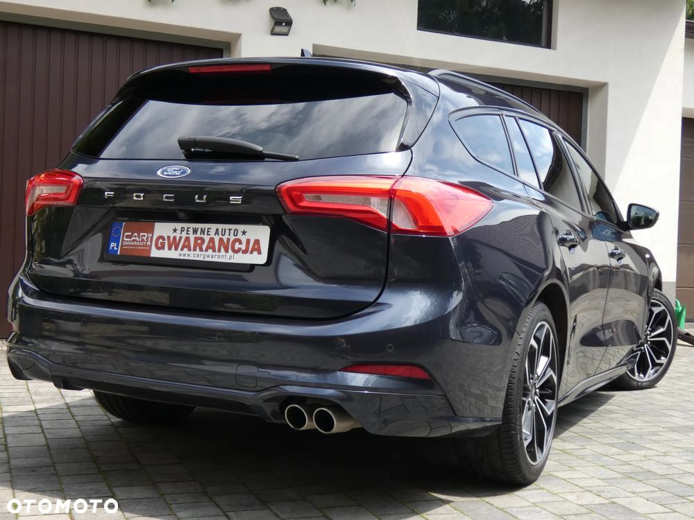 Ford Focus ver-2-0-ecoblue-st--line - 18