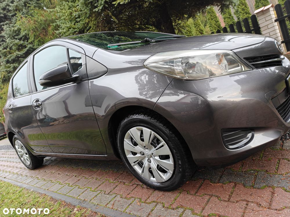 Toyota Yaris - 32
